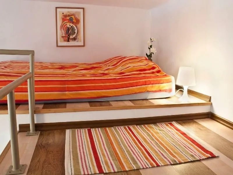 Daire Penguin Rooms - Kazimierz Krakow