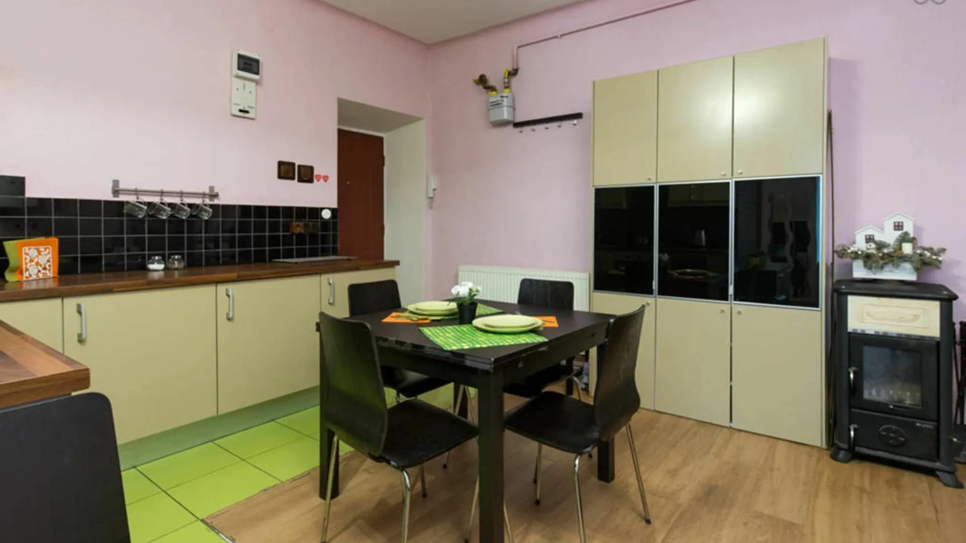 Daire Penguin Rooms - Kazimierz Krakow